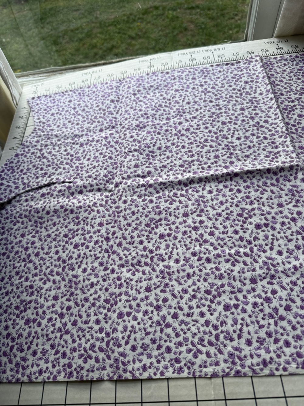 Vintage Purple Ditsy Floral Cotton Fabric 2 Yards x 36” Calico Cottage Prairie - Picture 8 of 9
